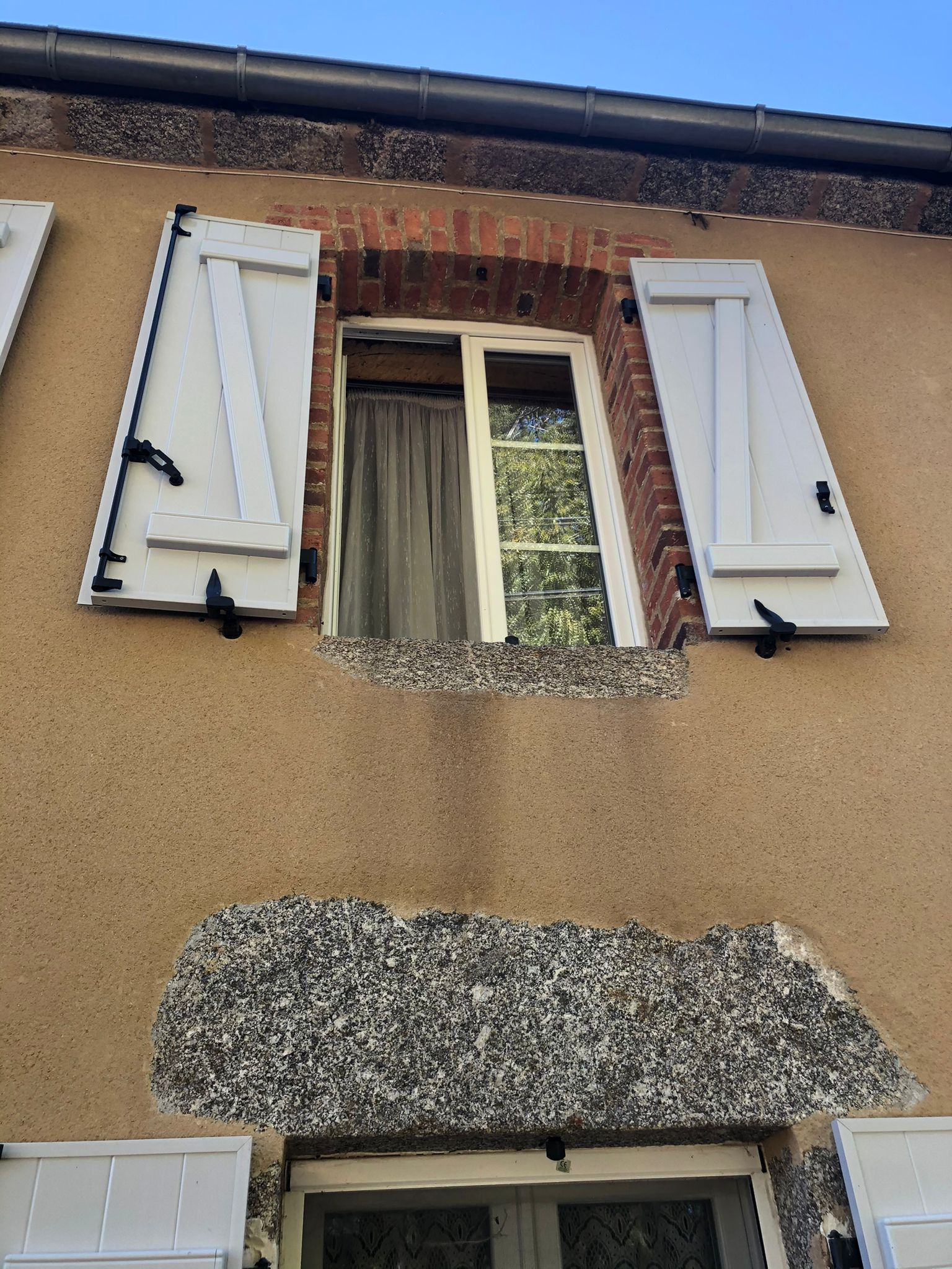Remplacement de menuiseries dans un projet de renovation - chantier